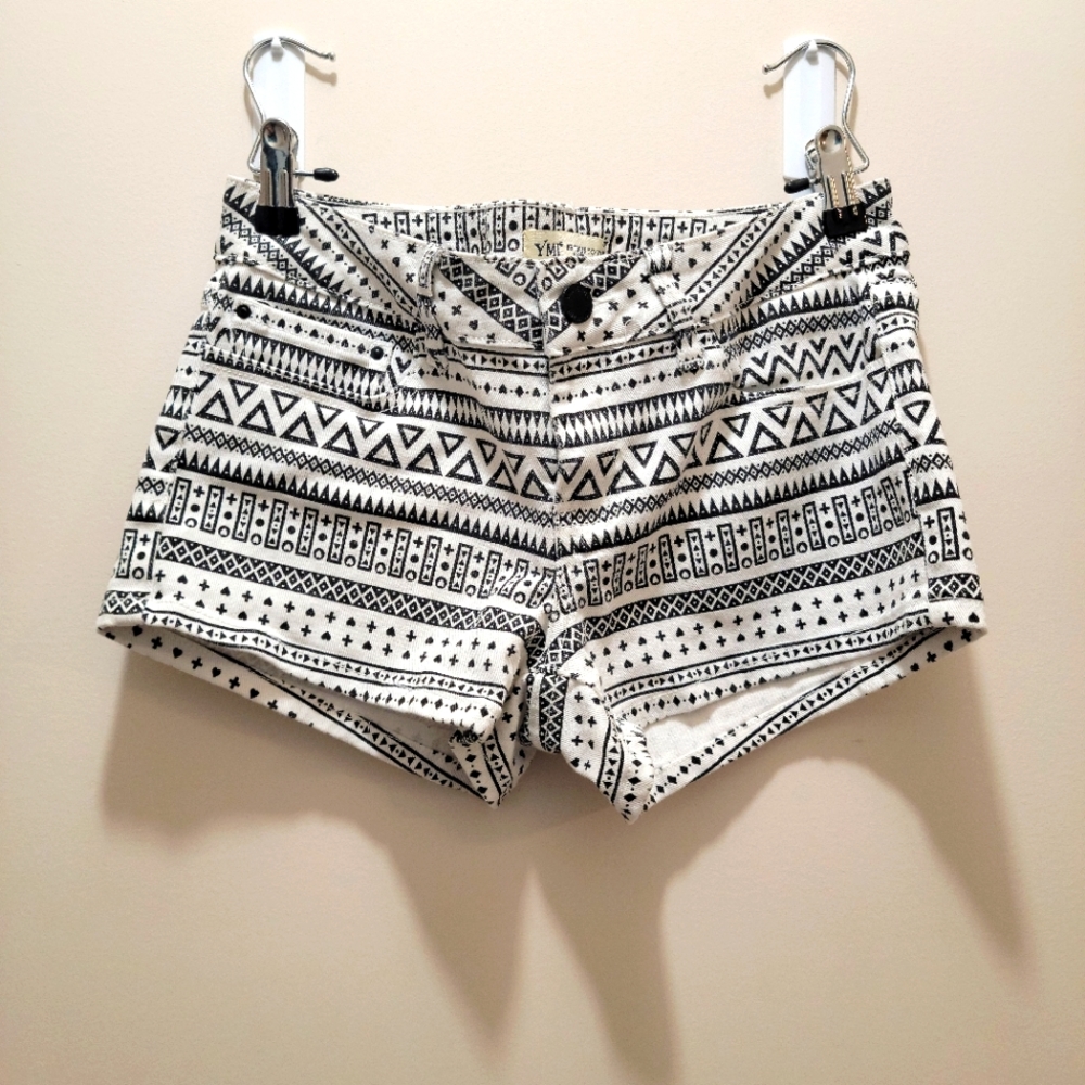 Ymi tribal/aztec shorts